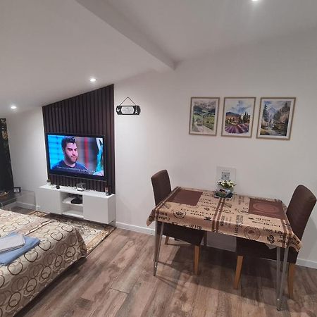 Samitest Belgrad Zewnętrze zdjęcie